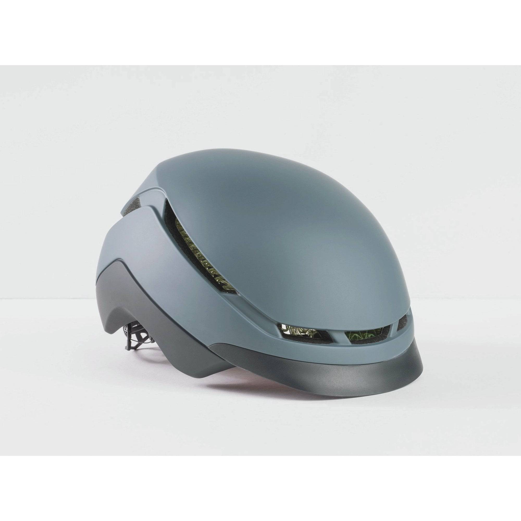 Bontrager Charge WaveCel commuter helmet with Boa fit system and Blendr mount, featuring a sleek design and adjustable straps.