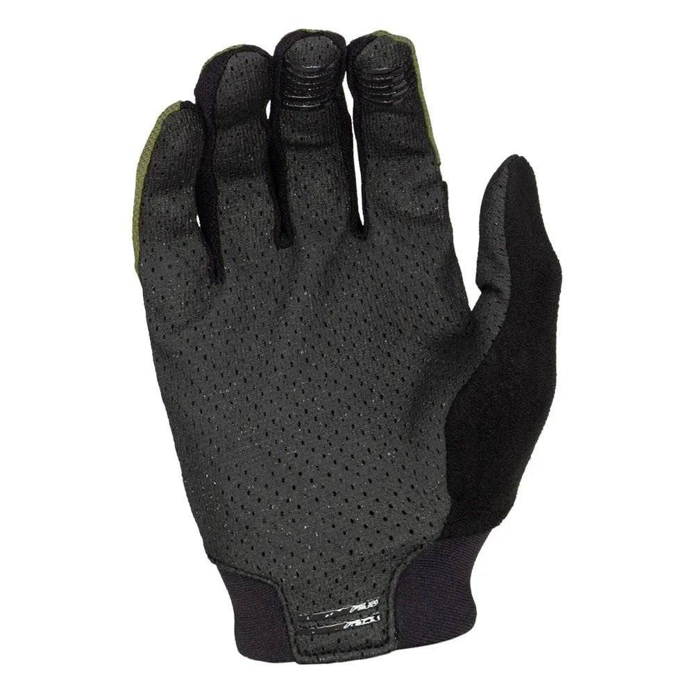 Lizard Skins Monitor Ignite gloves with breathable mesh fabric and neoprene wrist closure for comfortable cycling or outdoor activities.