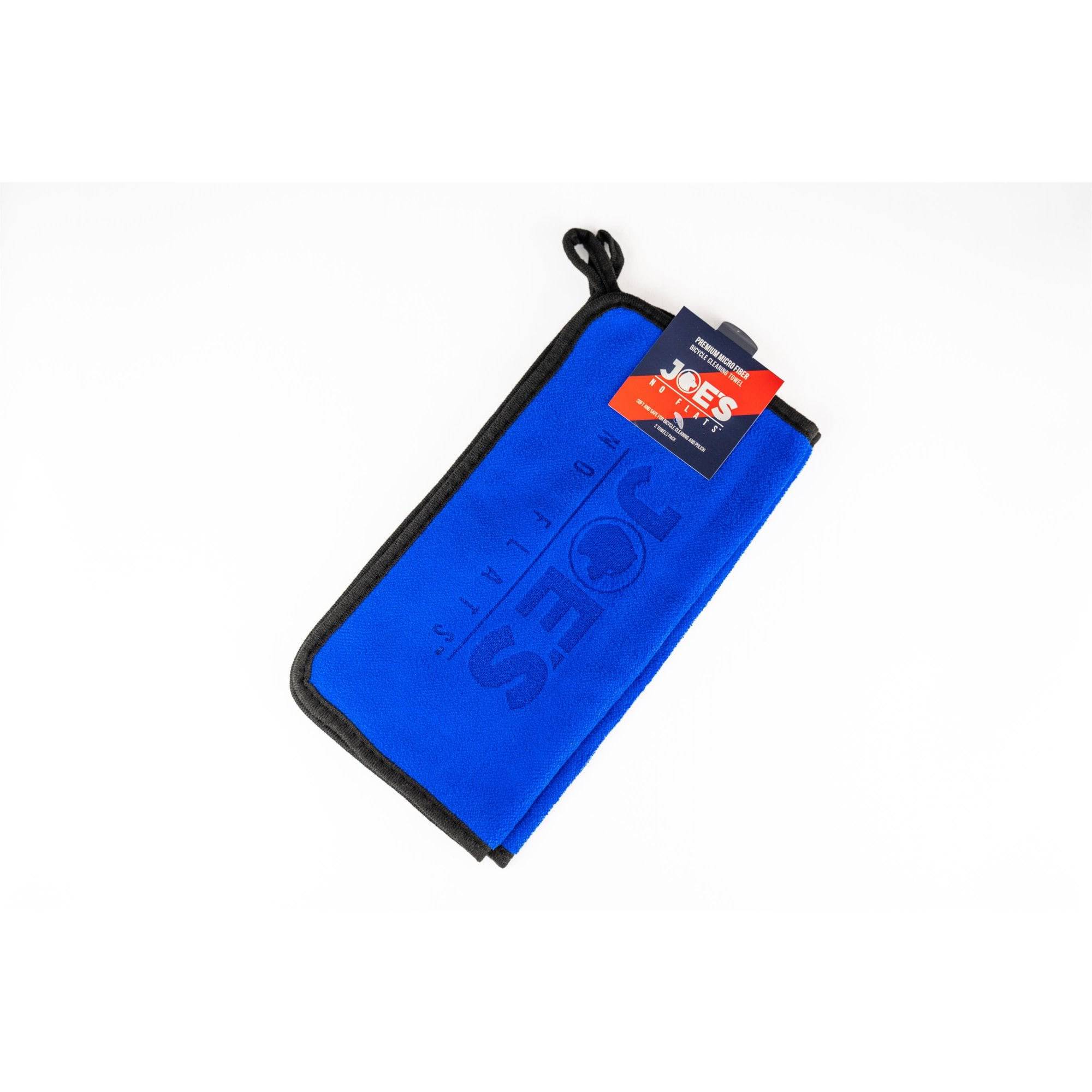 Joe's No Flats microfiber bicycle cleaning towels 2-pack, double-sided workshop towels for bike maintenance and cleaning.