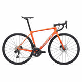 Giant TCR Advanced Disc 1+ road bike 2024 with Shimano 105 Di2 electronic shifting, lightweight frame, and disc brakes.