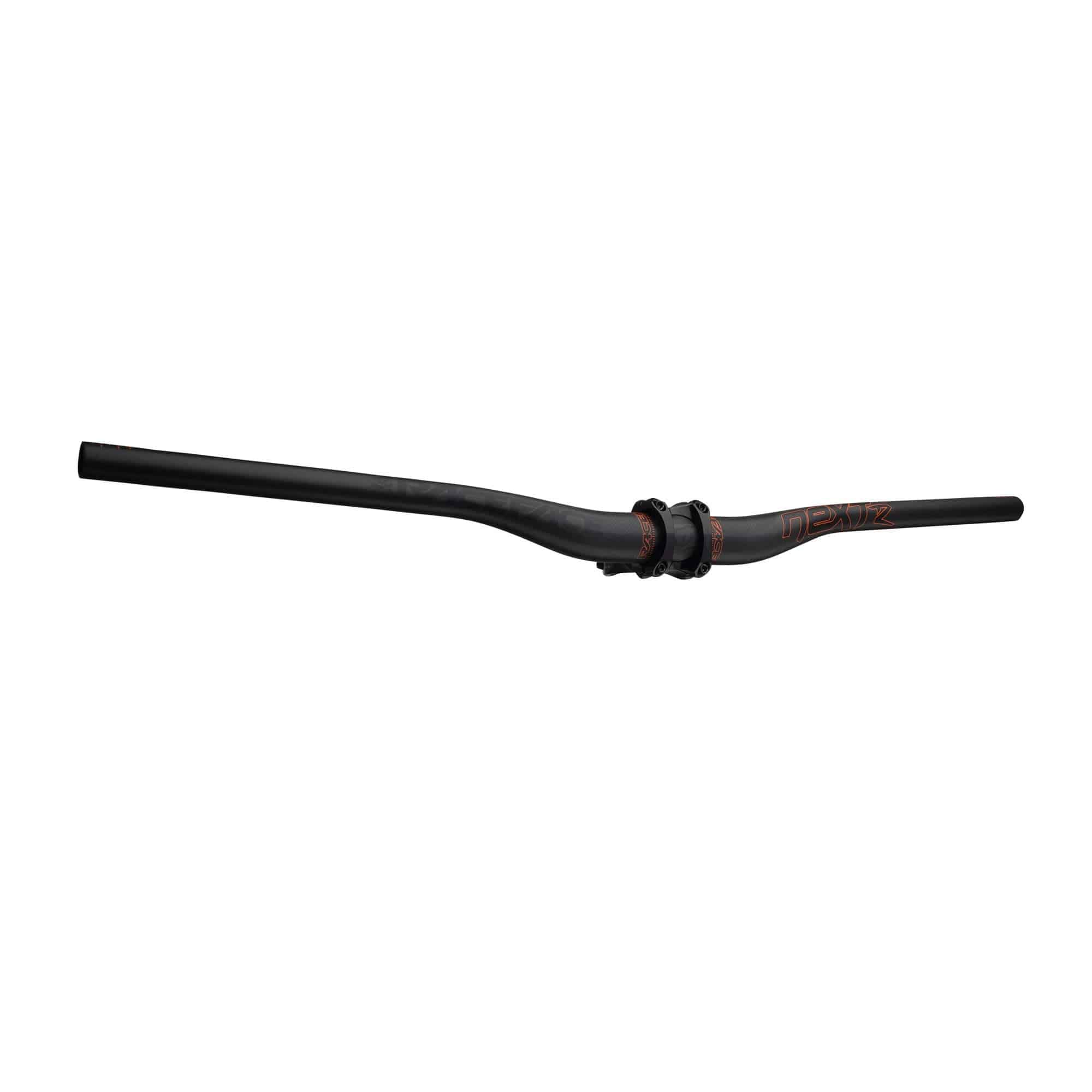 Race Face Next R 35mm MTB handlebar made of carbon, 800mm wide trail bar with ergonomic grips for mountain biking.