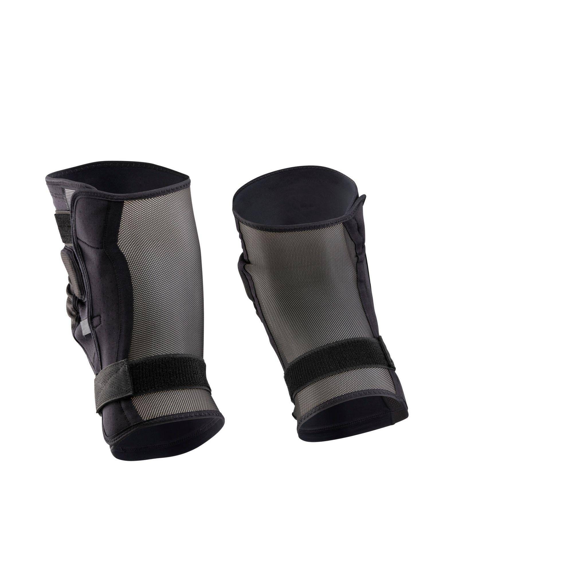 Race Face Roam Knee Guard 2021 with D30 impact protection for mountain biking, showing padded knee coverage and adjustable straps.