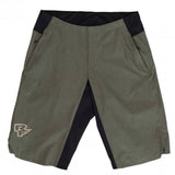 Race Face Traverse women's mountain biking shorts with zippered pockets and ventilation for comfort and durability.
