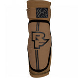 Race Face Indy Elbow Guard 2021 mountain biking protective clothing, breathable and adjustable for comfortable elbow support.