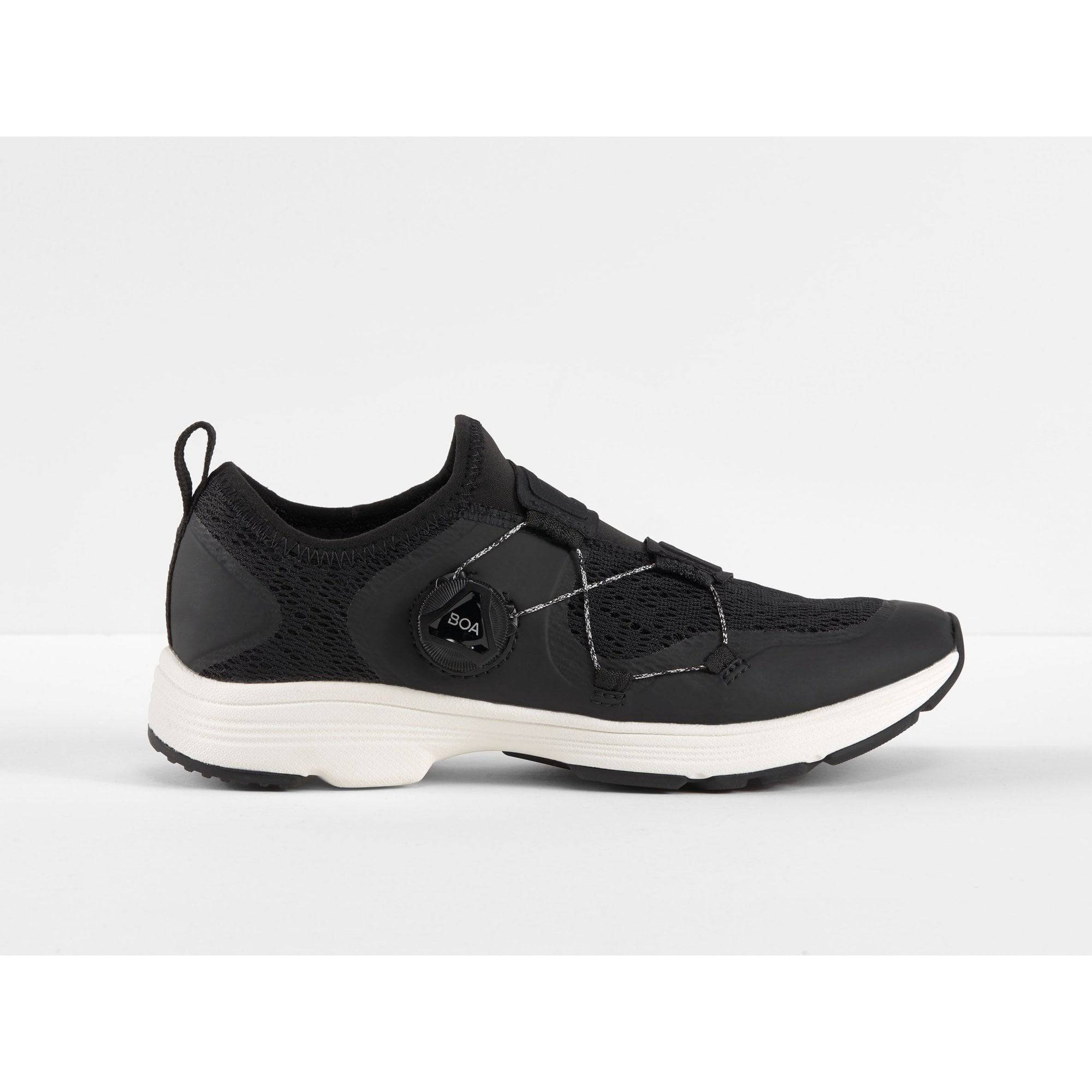 Bontrager Cadence Spin Road Cycling Shoes with BOA L6 dial and SPD compatibility, showing the sleek design and closure system.