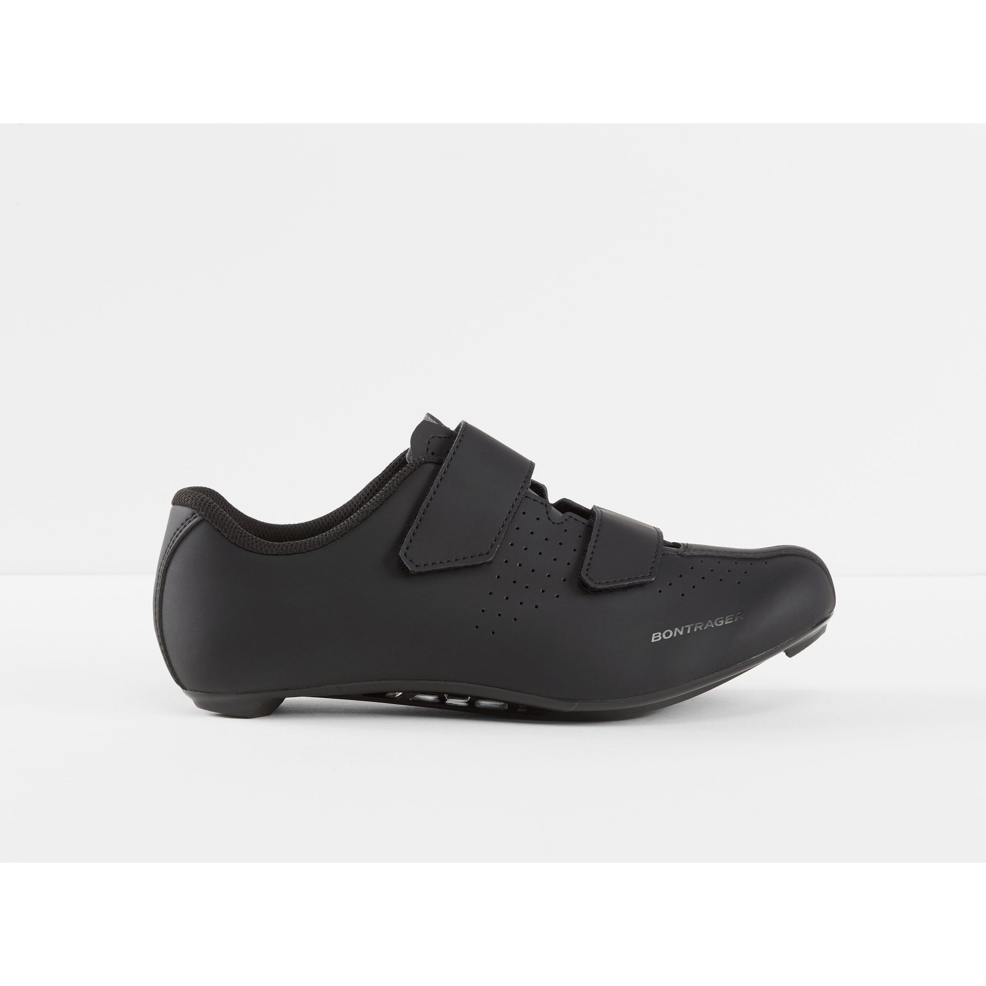 Bontrager Evoke MTB shoes for mountain biking, featuring BOA L6 dial closure and SPD cleat compatibility, in black with sturdy design.