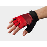 Trek Circuit Twin Gel unisex cycling gloves with padded gel foam for comfort and grip during bike rides.