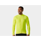 Trek Circuit softshell cycling jacket with windproof, waterproof fabric and fleece lining, designed for outdoor cycling comfort.