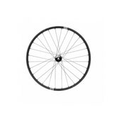 Crankbrothers Synthesis Gravel Carbon front wheel with tubeless-ready rim and ratchet hub for gravel biking components