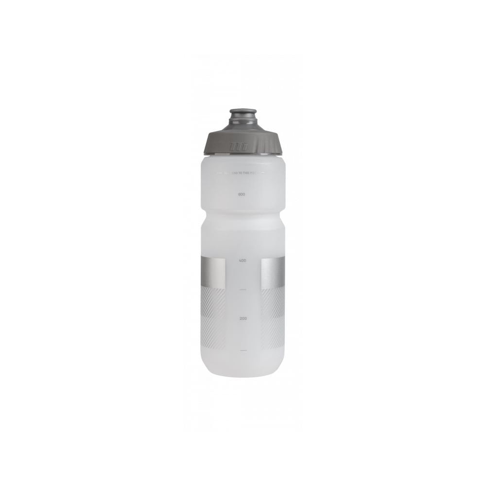 Topeak TTi 750ml lightweight, leak-proof cycling water bottle with ergonomic design for easy gripping.