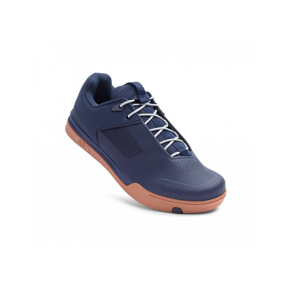 Crank Brothers Mallet Lace MTB shoes with breathable trail footwear design, compatible with mountain bike pedals.