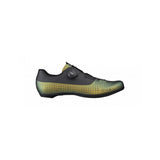 Fizik R4 Tempo Overcurve road cycling shoes with BOA closure and carbon outsole, black and red design, on a white background.