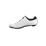 Fizik Vento Omna Wide Fit road cycling shoes with breathable mesh and stiff sole for unisex performance riding.