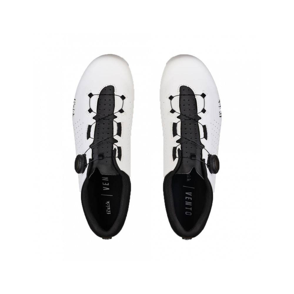 Fizik Vento Omna Wide Fit road cycling shoes, breathable with stiff sole, unisex design, shown on a white background.