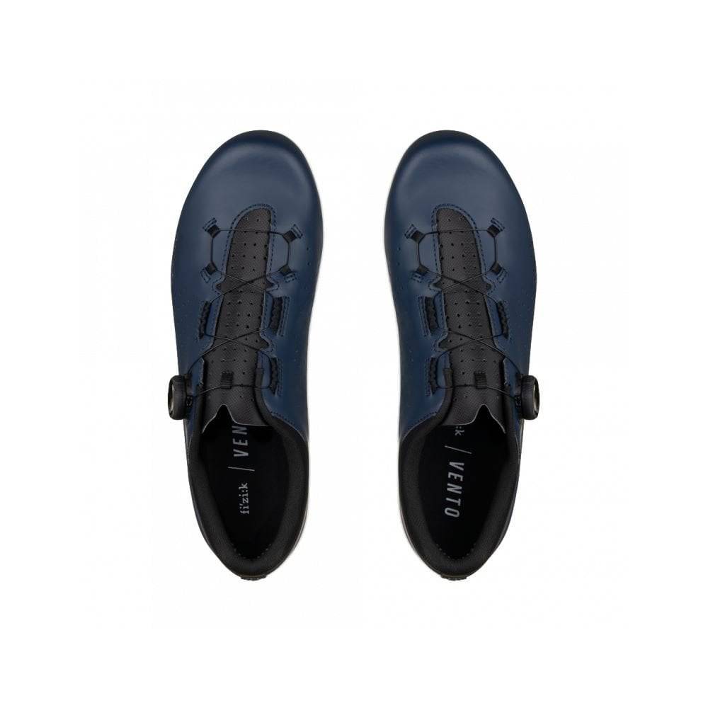 Fizik Vento Omna Wide Fit road cycling shoes with breathable mesh and stiff sole, unisex design, shown from side view.