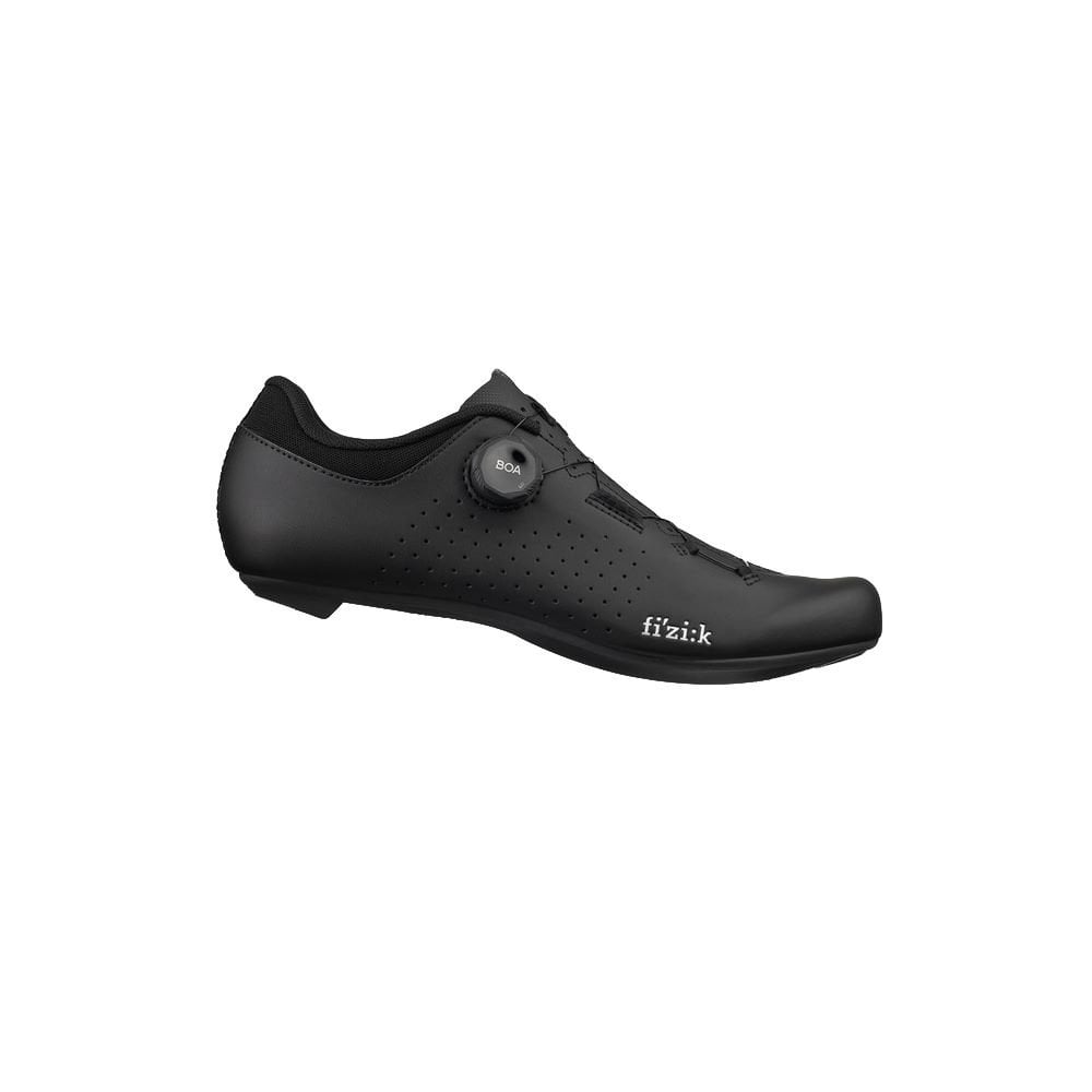 Fizik Vento Omna Wide Fit road cycling shoes with breathable upper and stiff sole for unisex performance riding.