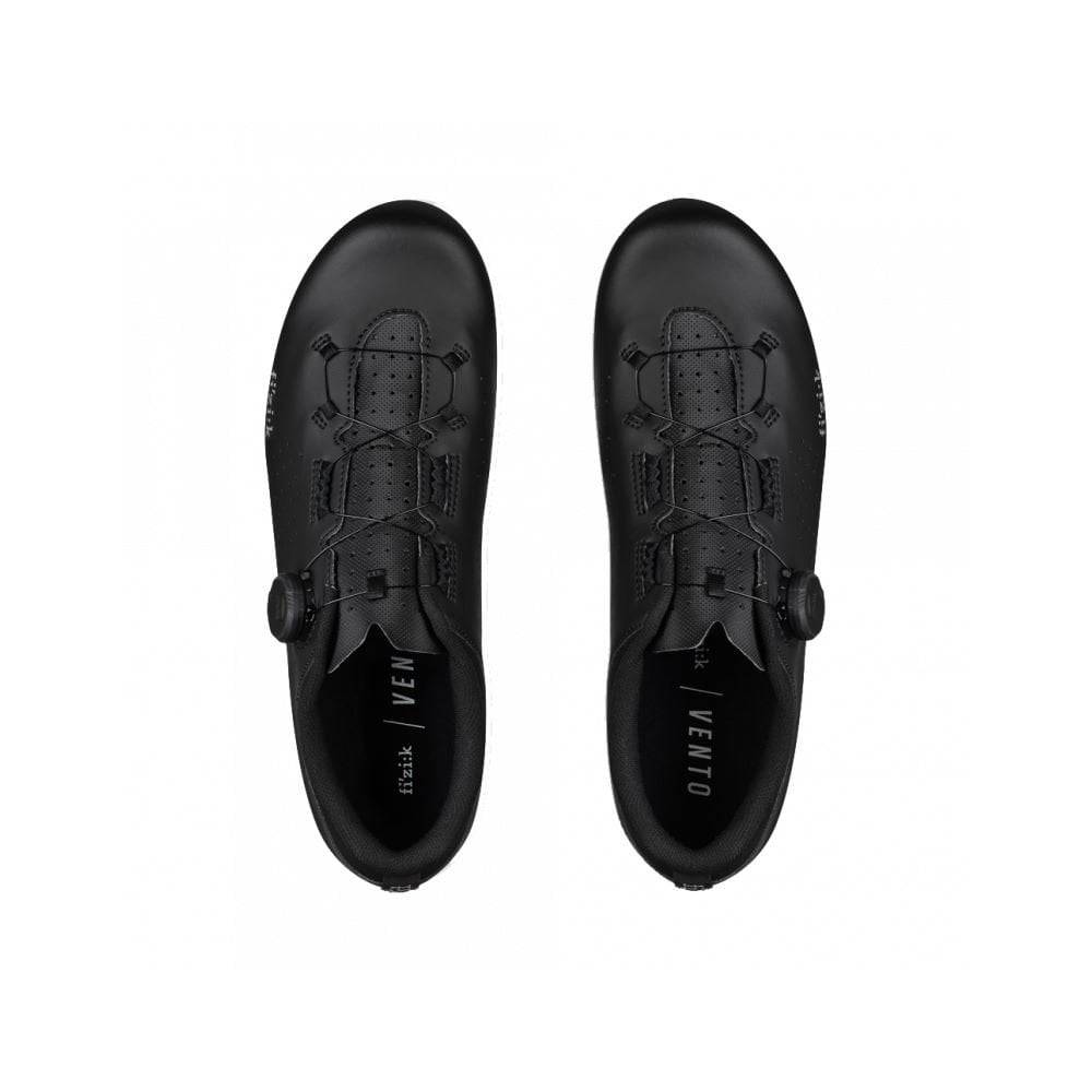 Fizik Vento Omna Wide Fit road cycling shoes with breathable upper and stiff sole, unisex design, shown on a cycling shoe display.