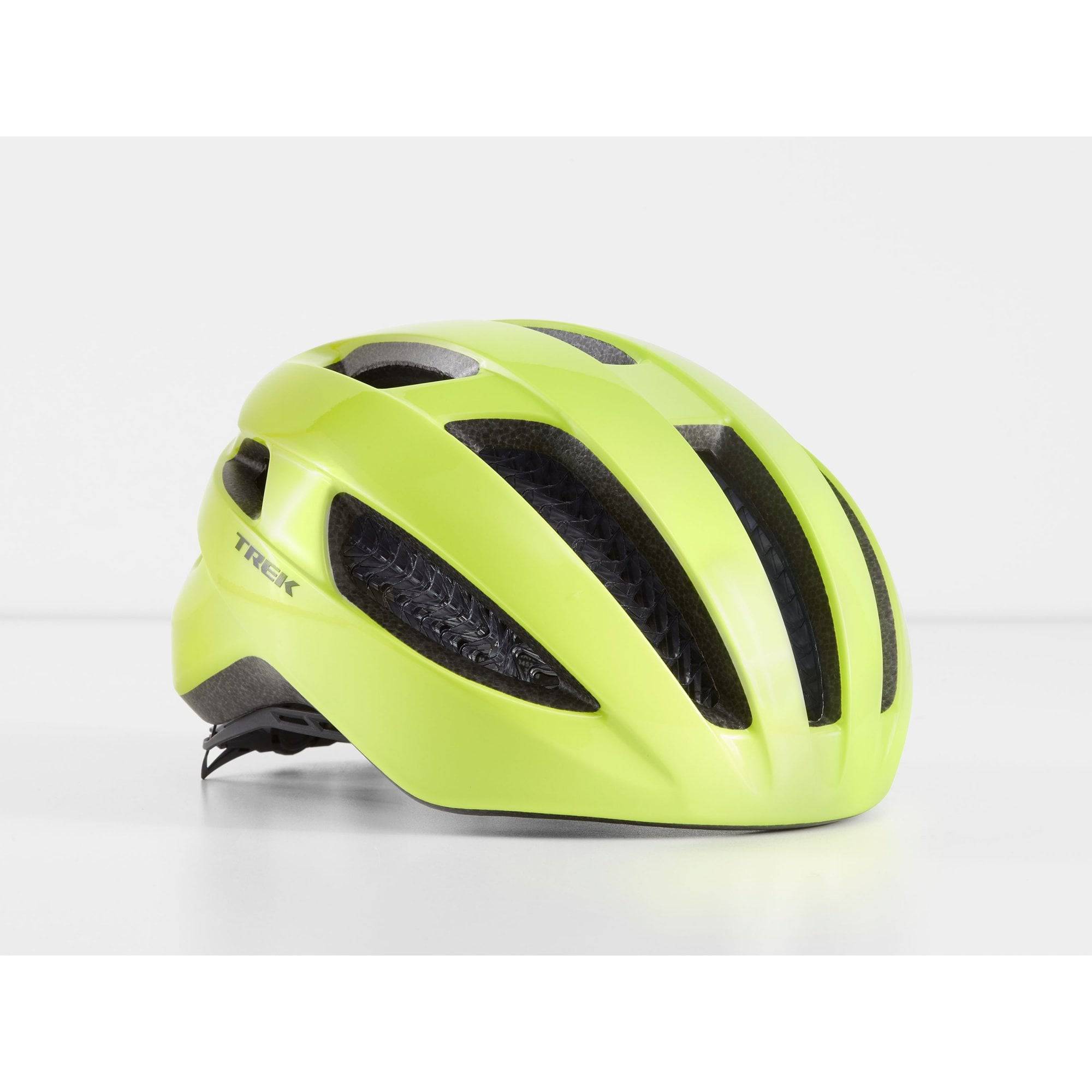 Trek Starvos WaveCel cycling helmet with breathable vents and advanced impact protection, designed for safe and comfortable riding.