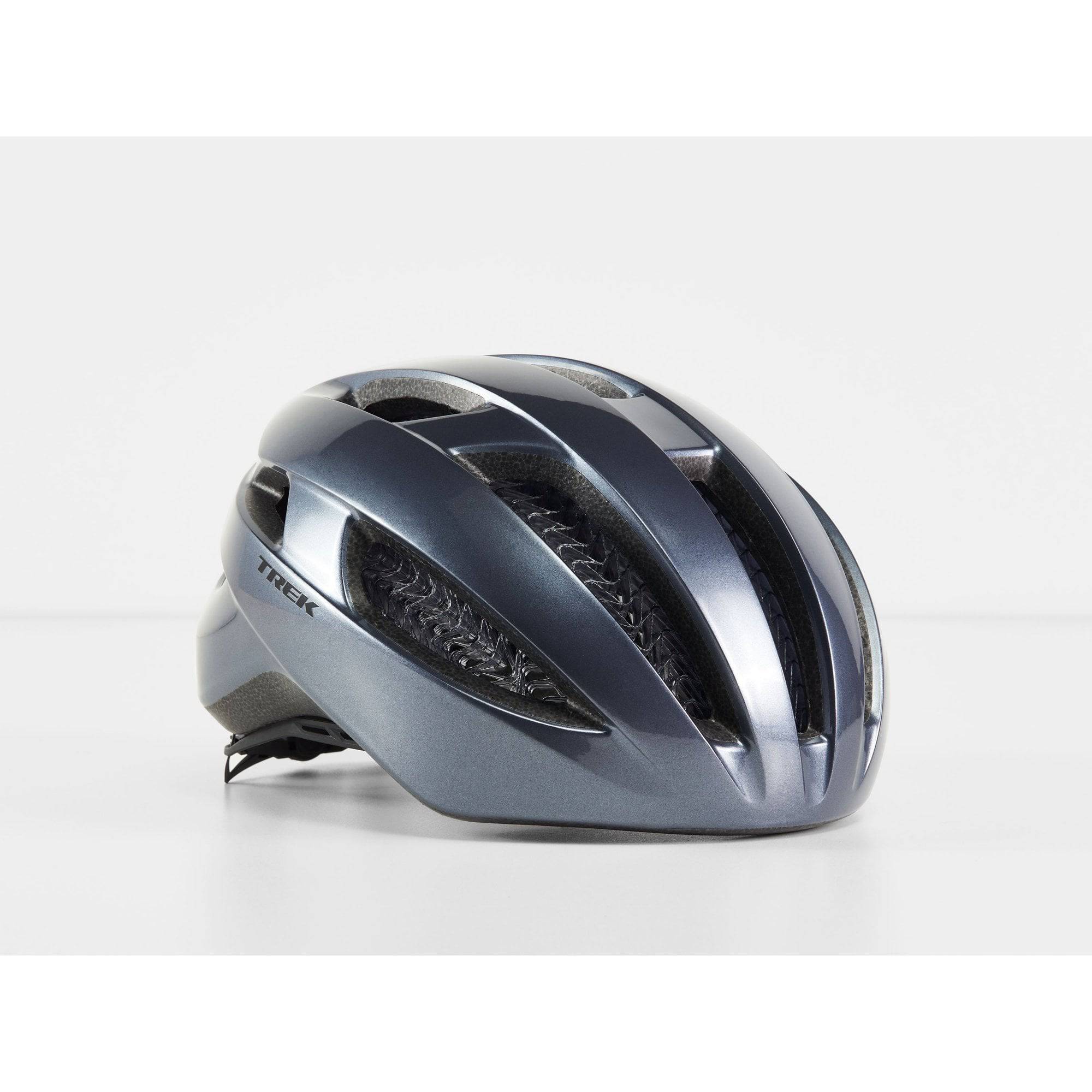Trek Starvos WaveCel cycling helmet with advanced impact protection, breathable design, and adjustable straps for bike riding safety.