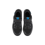 Shimano GE9 gravel shoes with BOA Fit System and SPD cleat compatibility, featuring breathable upper and rugged sole for cycling.