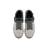 Shimano GE7 gravel shoes with ULTREAD GE rubber and TORBAL 2.0 midsole, featuring a durable design for cycling terrain.