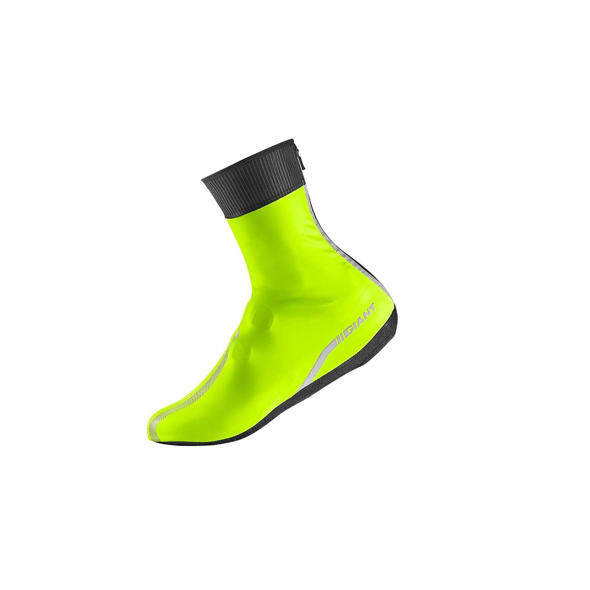 Giant Illume waterproof cycling overshoes with reflective details for visibility and protection during bike rides.