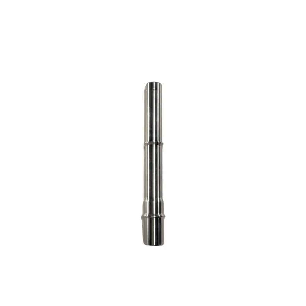 Reynolds rear axle compatible with I9 HDMTN 157/12 hub for Black Label wheels, showcasing metal components and threading.