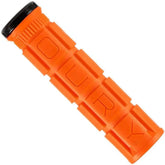Lizard Skins Single-Clamp Lock-On Oury V2 mountain bike grip with vibration reduction, featuring textured rubber surface and metal clamp.
