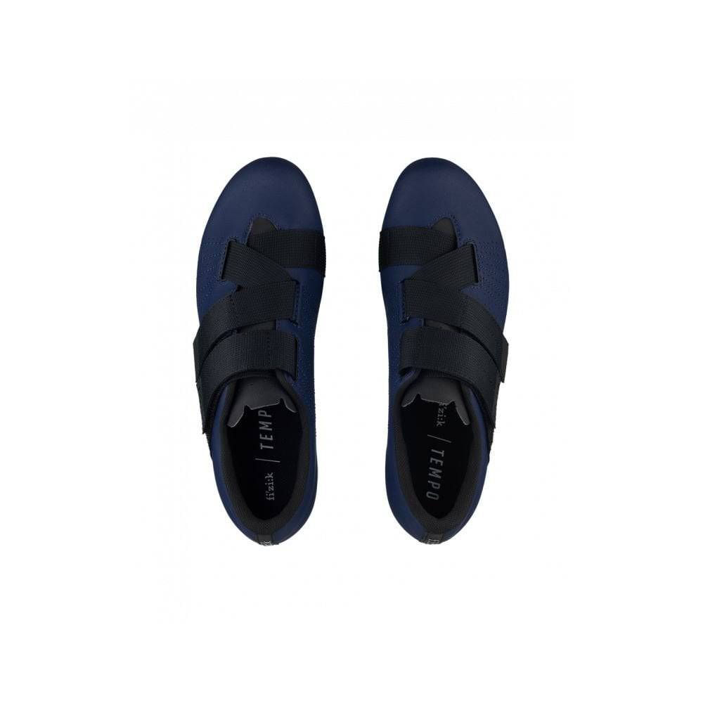 Fizik R5 Tempo Overcurve road cycling shoes with BOA IP1 dial and Velcro strap, shown from the side with sleek black design
