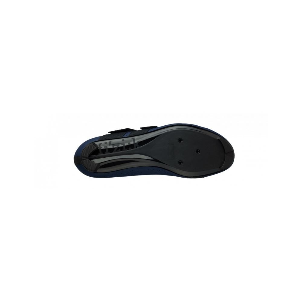 Fizik R5 Tempo Overcurve road cycling shoes with BOA IP1 dial and Velcro strap, featuring sleek black design and breathable mesh.