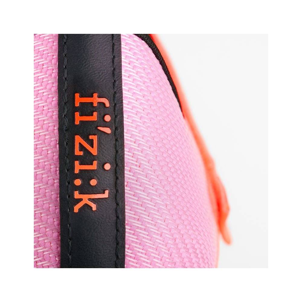 Fizik Vento Powerstrap Aeroweave road cycling shoes with R3 carbon outsole, featuring breathable design and secure fit.