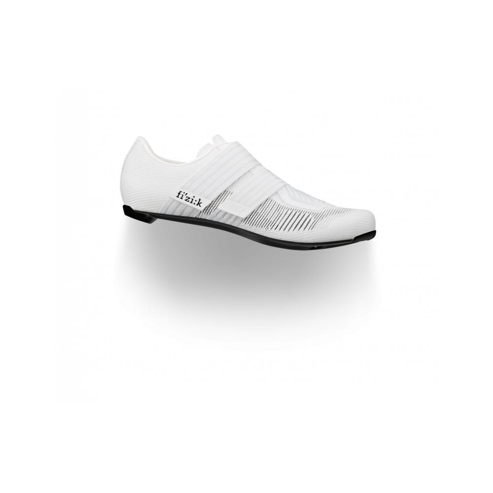 Fizik Vento Powerstrap Aeroweave road cycling shoes with R3 carbon outsole, featuring sleek design and breathable materials.