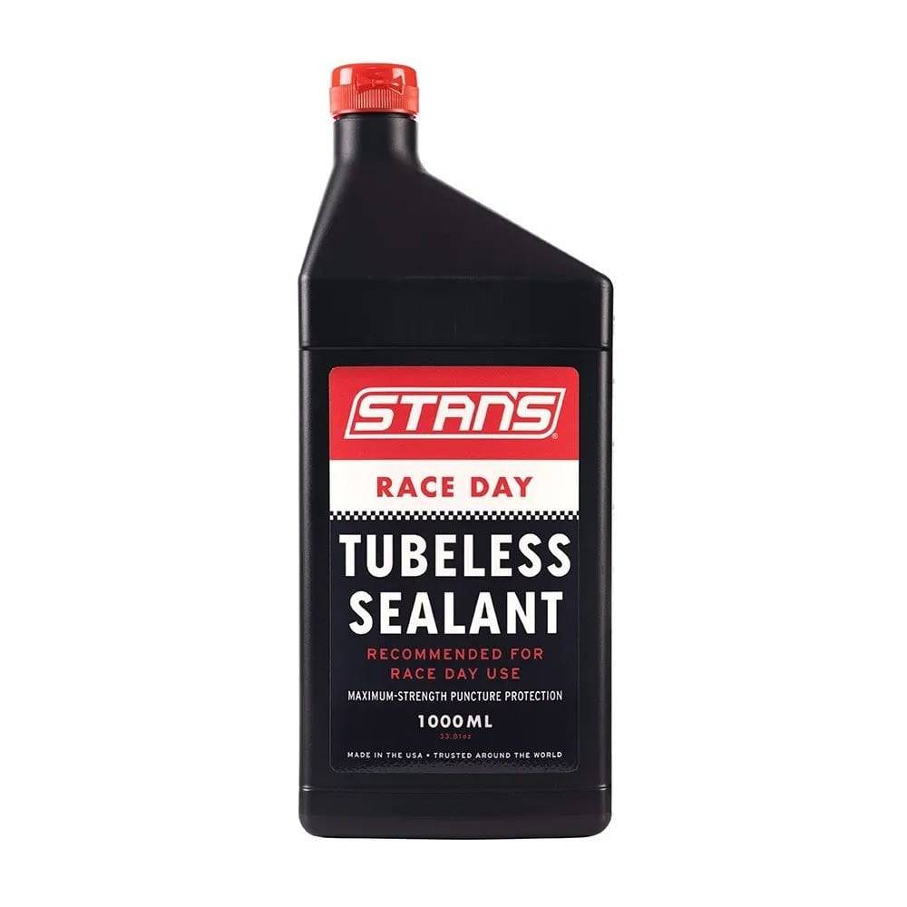 Stan's No Tubes Race Day Tubeless Tyre Sealant 1000ml bottle, designed for high-performance puncture protection on bicycle tires.