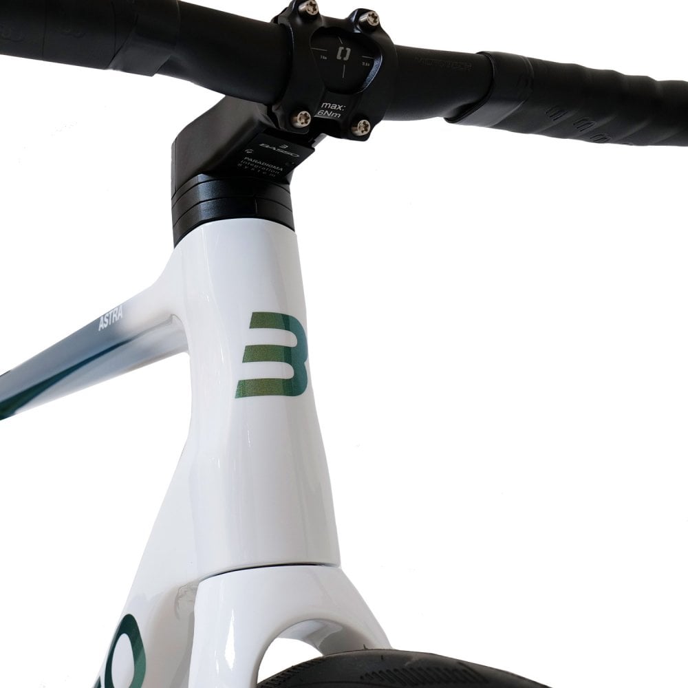 Basso Astra Ultegra Di2 Cosmic S Road Bike