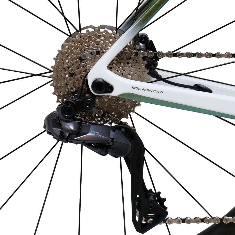 Basso Astra Ultegra Di2 Cosmic S Road Bike