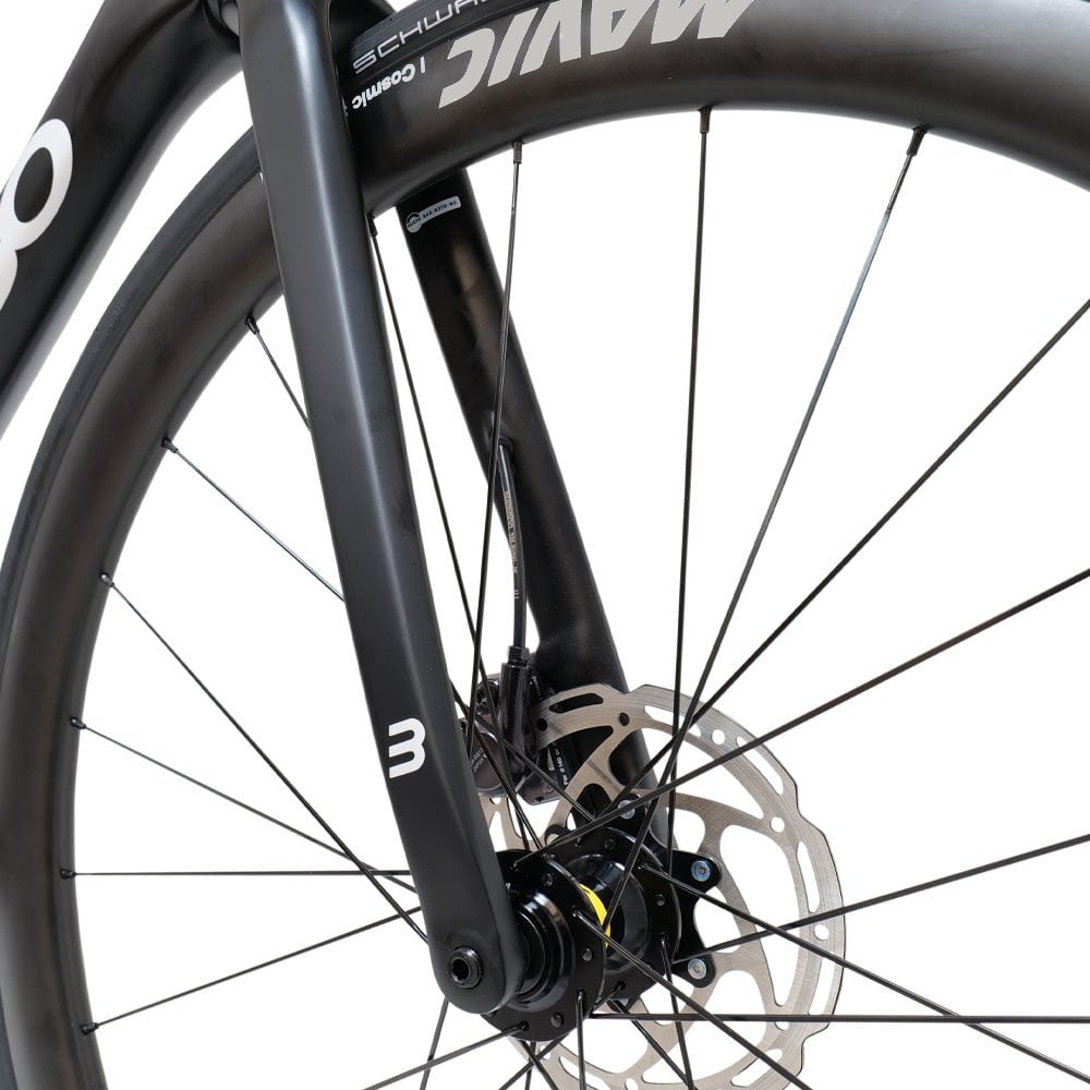 Basso Astra Ultegra Di2 Cosmic S Road Bike