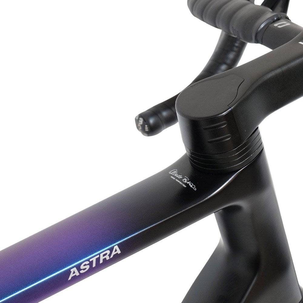 Basso Astra 105 Di2 Cosmic S Road Bike
