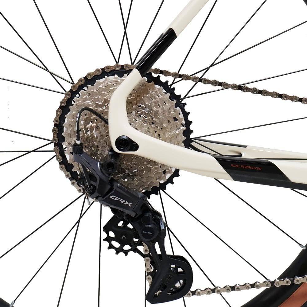Basso Palta GRX 1x12 AllRoad gravel bike with Shimano GRX 12-speed drivetrain and Mavic wheels, shown from side view.