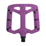 Funn Taipan MTB flat pedals made of glass fiber reinforced plastic with replaceable pins for durable mountain biking components.
