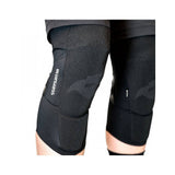 Bluegrass Bluegrass Arto Mountain Bike Knee Pads with EN 1621 Level 2 protection, showing padded knee guards for cycling safety