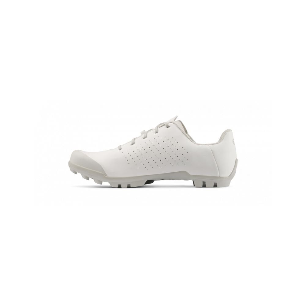Crank Brothers Candy Lace Gravel Cycling Shoes with durable rubber outsole, featuring lace-up design and breathable upper for cycling.