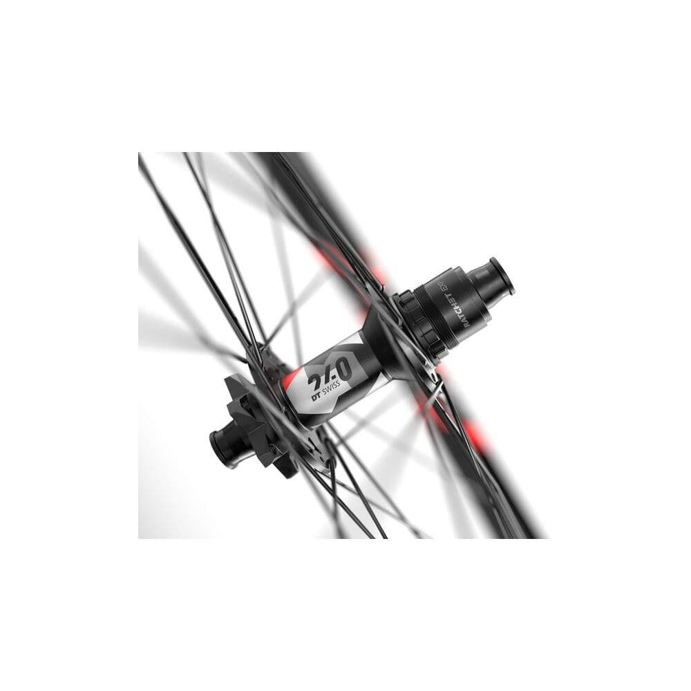 DT Swiss FR 1500 29-inch front wheel with 30mm rim, 110x15mm BOOST axle, designed for downhill mountain biking components