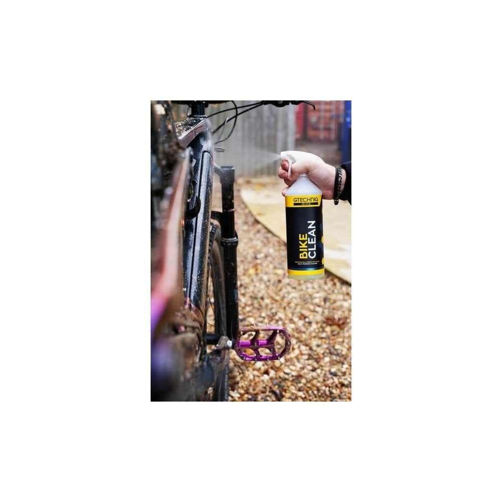 Gtechniq Bike Clean premium bicycle cleaner bottle with Smart Surface Technology for workshop use.