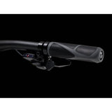 Trek Dual Sport 2 hybrid bike with Shimano 9-speed gears and hydraulic disc brakes, suitable for city and off-road riding.