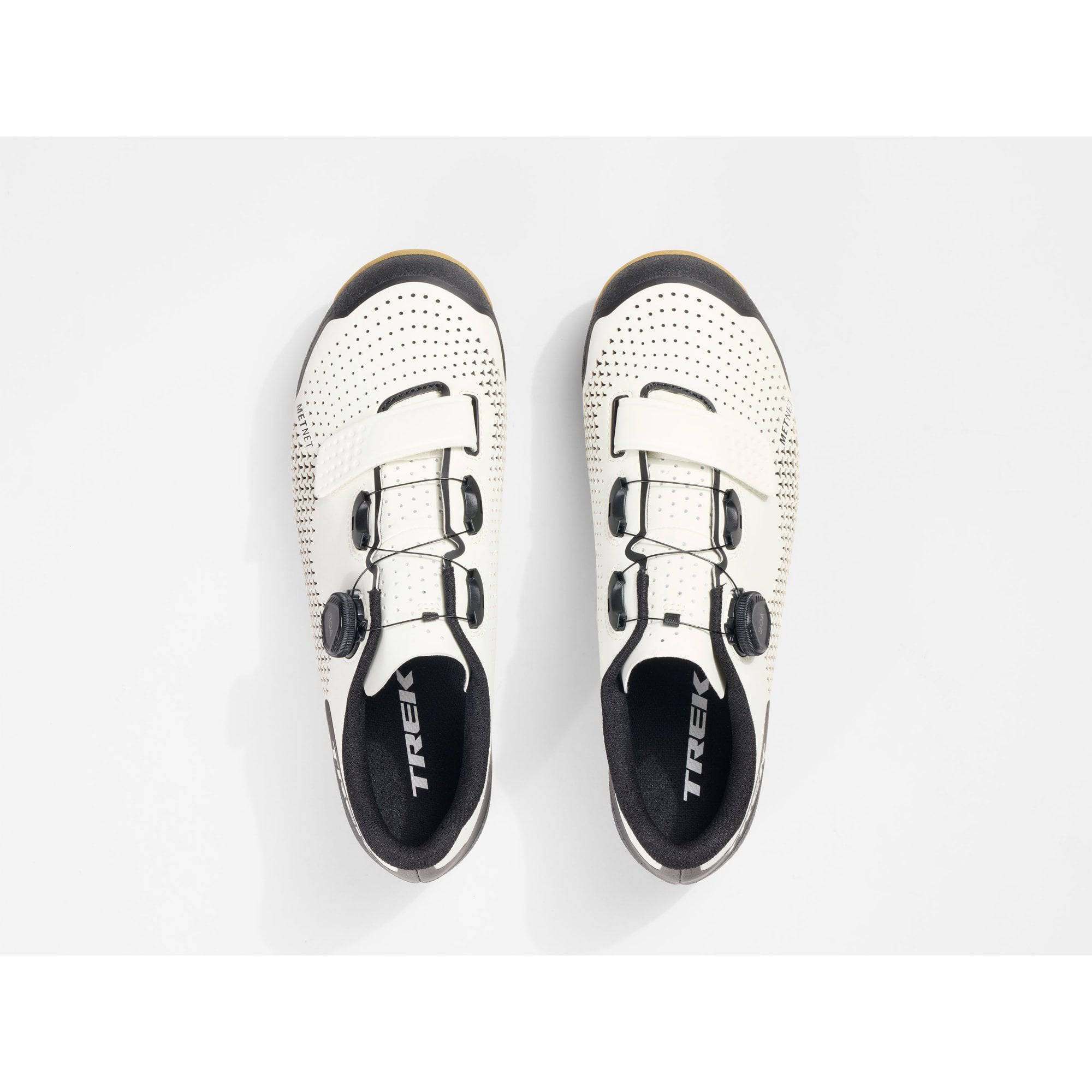 Unisex Trek Foray mountain biking shoes with durable cycling footwear design, featuring rugged soles and secure straps for MTB riding.