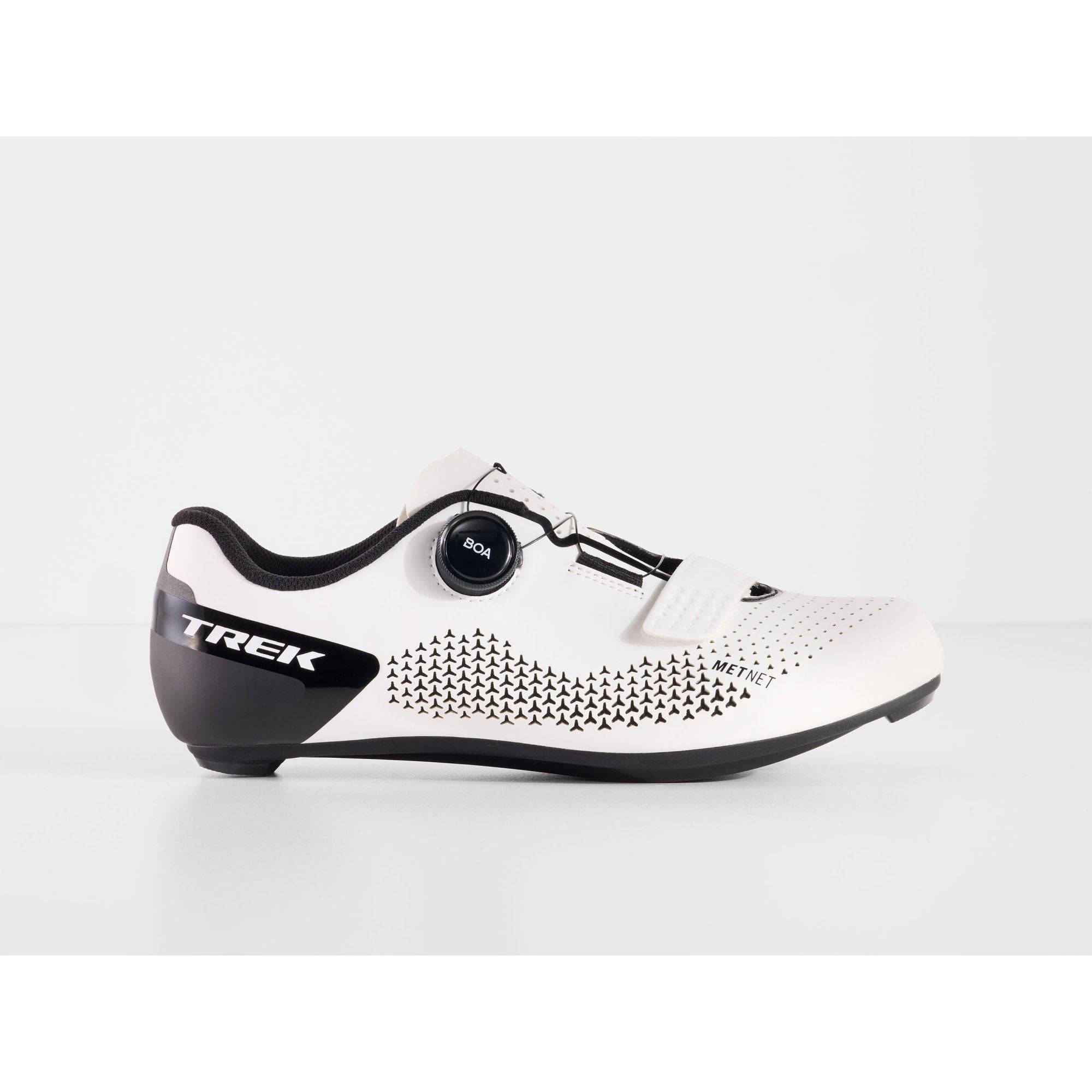 Unisex Trek Circuit road cycling shoes with breathable mesh and secure closure for performance biking.