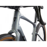 Giant Revolt Advanced 0 gravel bike with adjustable wheelbase and integrated storage, showing the bike's frame and components.