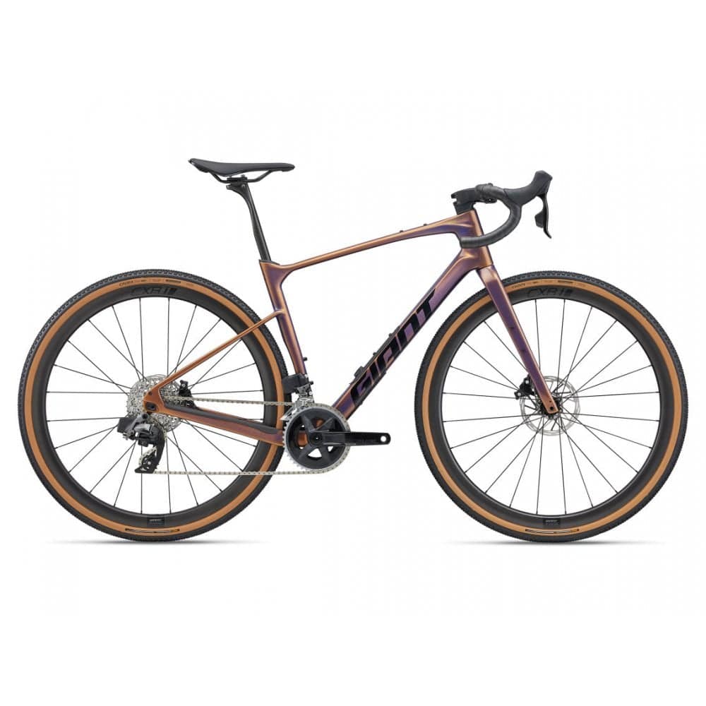 Giant Revolt Advanced Pro 1 gravel bike with adjustable wheelbase and integrated storage, shown with a sleek frame and off-road tires.