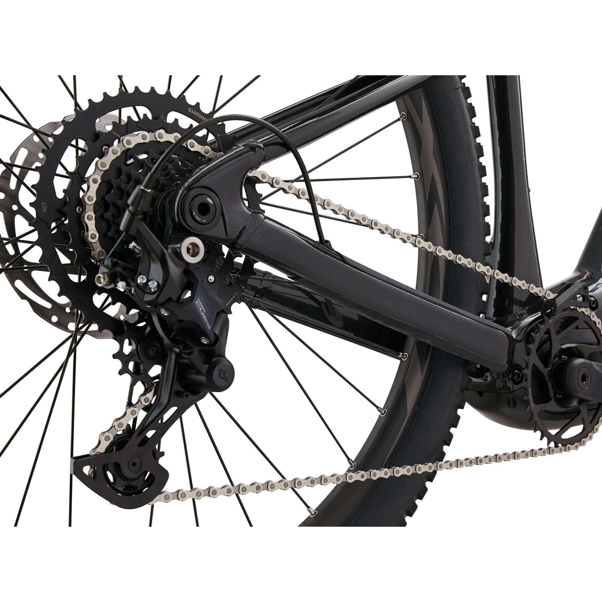 Giant Fathom E+ 2 e-Mountain Bike with 625Wh battery and 75Nm torque, black frame and rugged mountain bike tires.