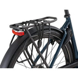 Giant EXPRESSION E+ 1 e-hybrid bike with SyncDrive Core motor and Shimano Nexus gears, featuring a sleek frame and ergonomic design.